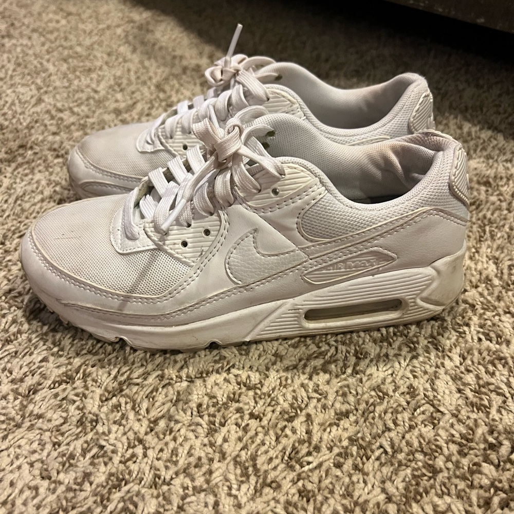 Nike Air Max 550 white